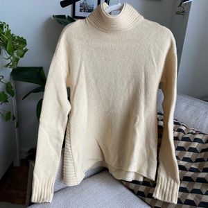 Balenciaga cream knit turtleneck sweater - size small